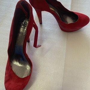Gianni bini red heels size 9.5